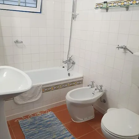 Chalé Sondela Self Catering *