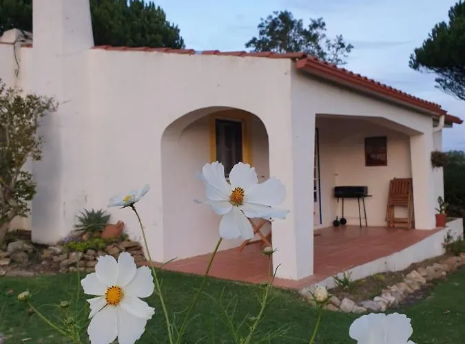Sondela Self Catering * São Martinho do Porto