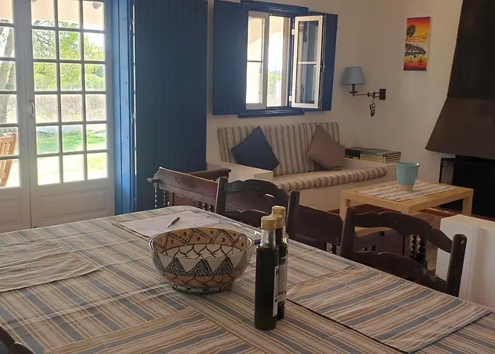 Sondela Self Catering *