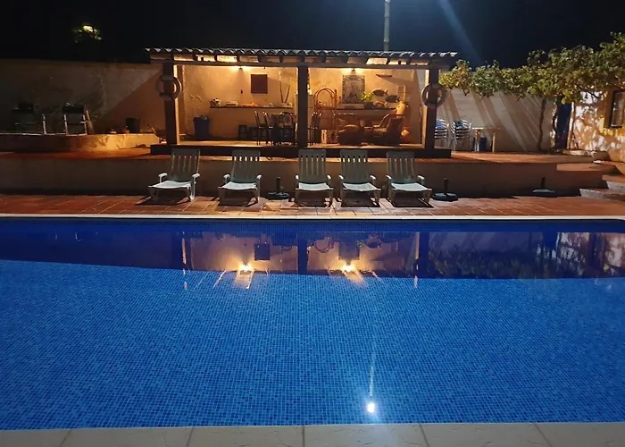 Sondela Self Catering Chalé São Martinho do Porto